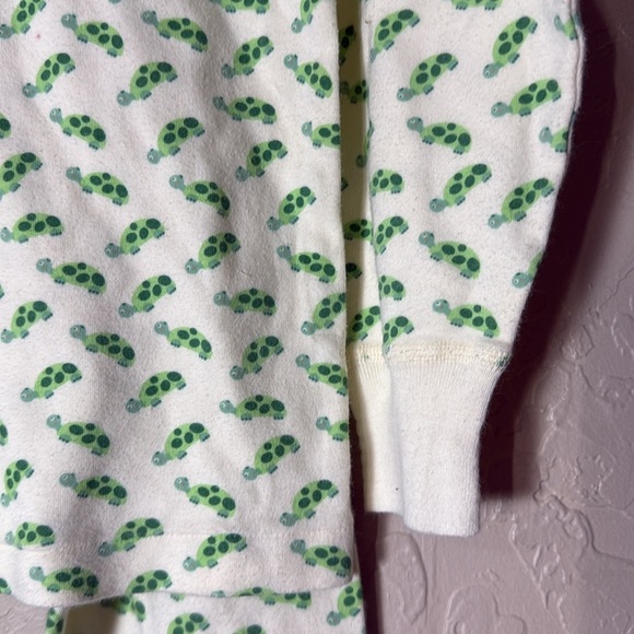 Wee muffin100% cotton turtle print pajama set size 8 - Picture 5 of 7